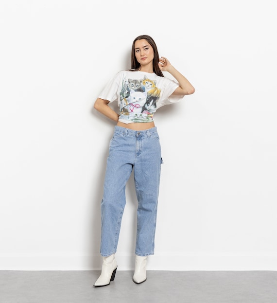 Casual Comfort: Graphic Tees and High-Waisted Jeans