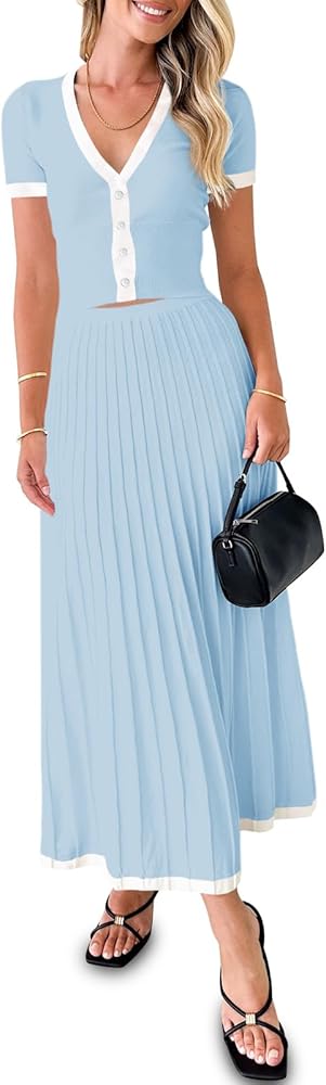 Fresh and Feminine: Pleated Midi Skirts with Soft Crop Tops