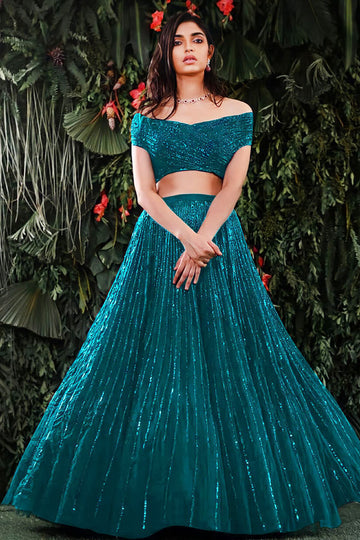 Night Out Glam: Sequined Crop Tops Paired with Sleek Skirts